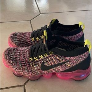 Nike Vapormax Flyknit Size 6.5